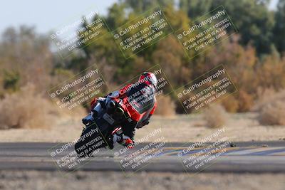 media/Dec-18-2022-SoCal Trackdays (Sun) [[8099a50955]]/Turn 7 Backside (1125am)/